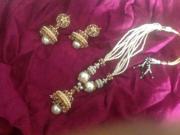 Pearl Jumka set